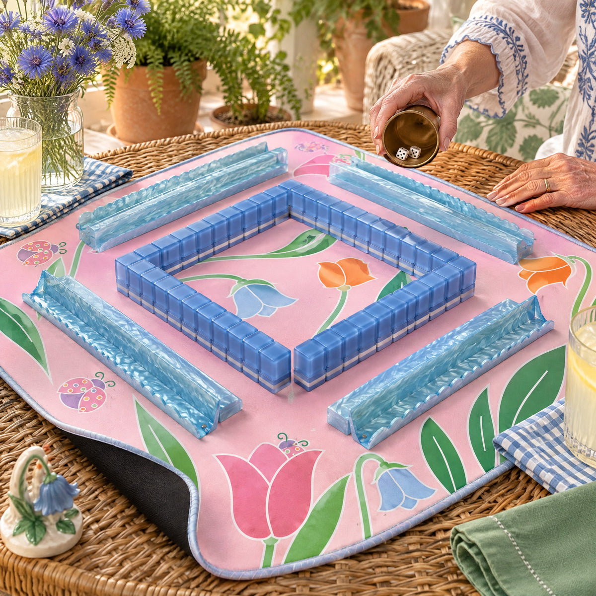 Cornflower Ladybug American Mahjong Set, a game in progress