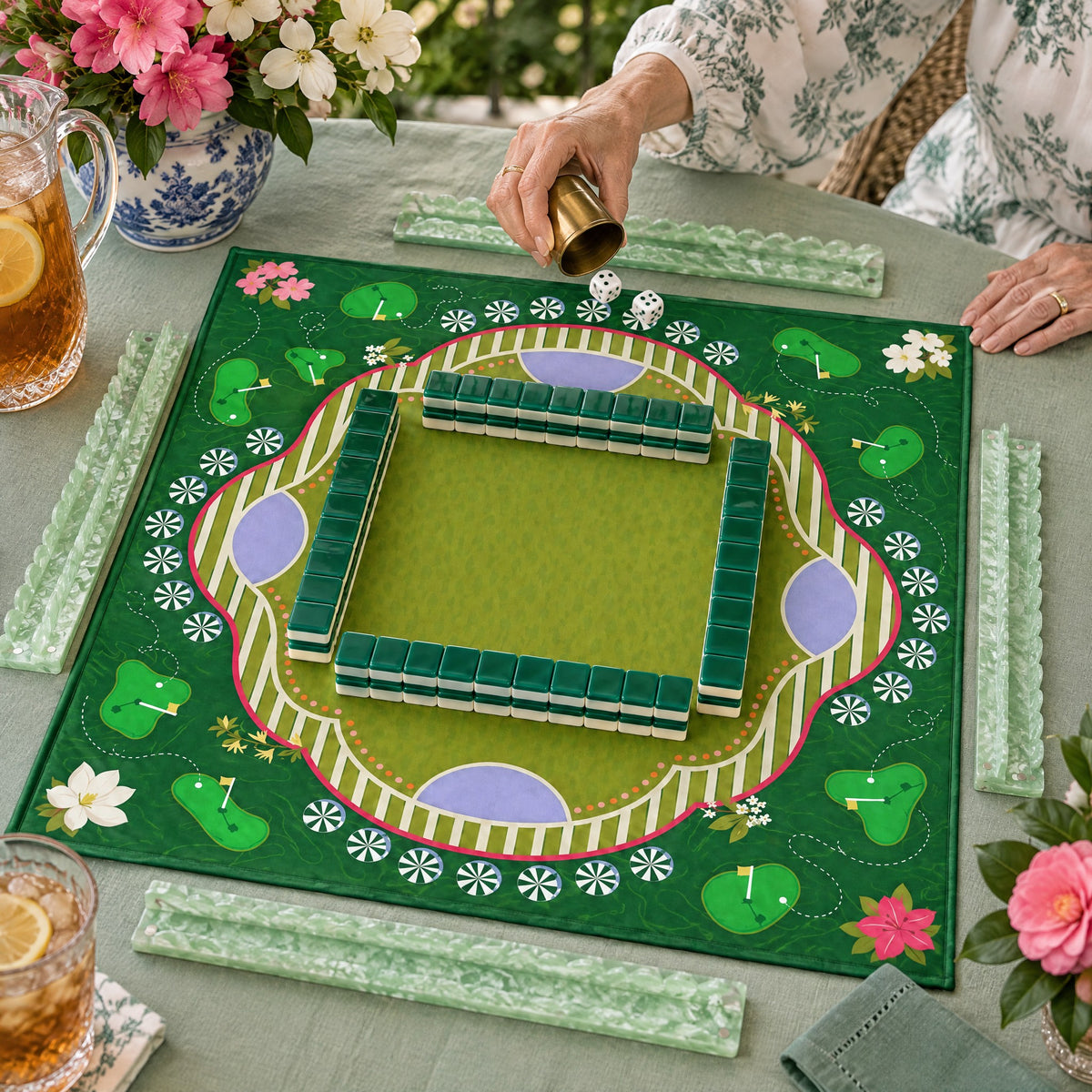 Southern Blooms American Mahjong Set, a game in progress